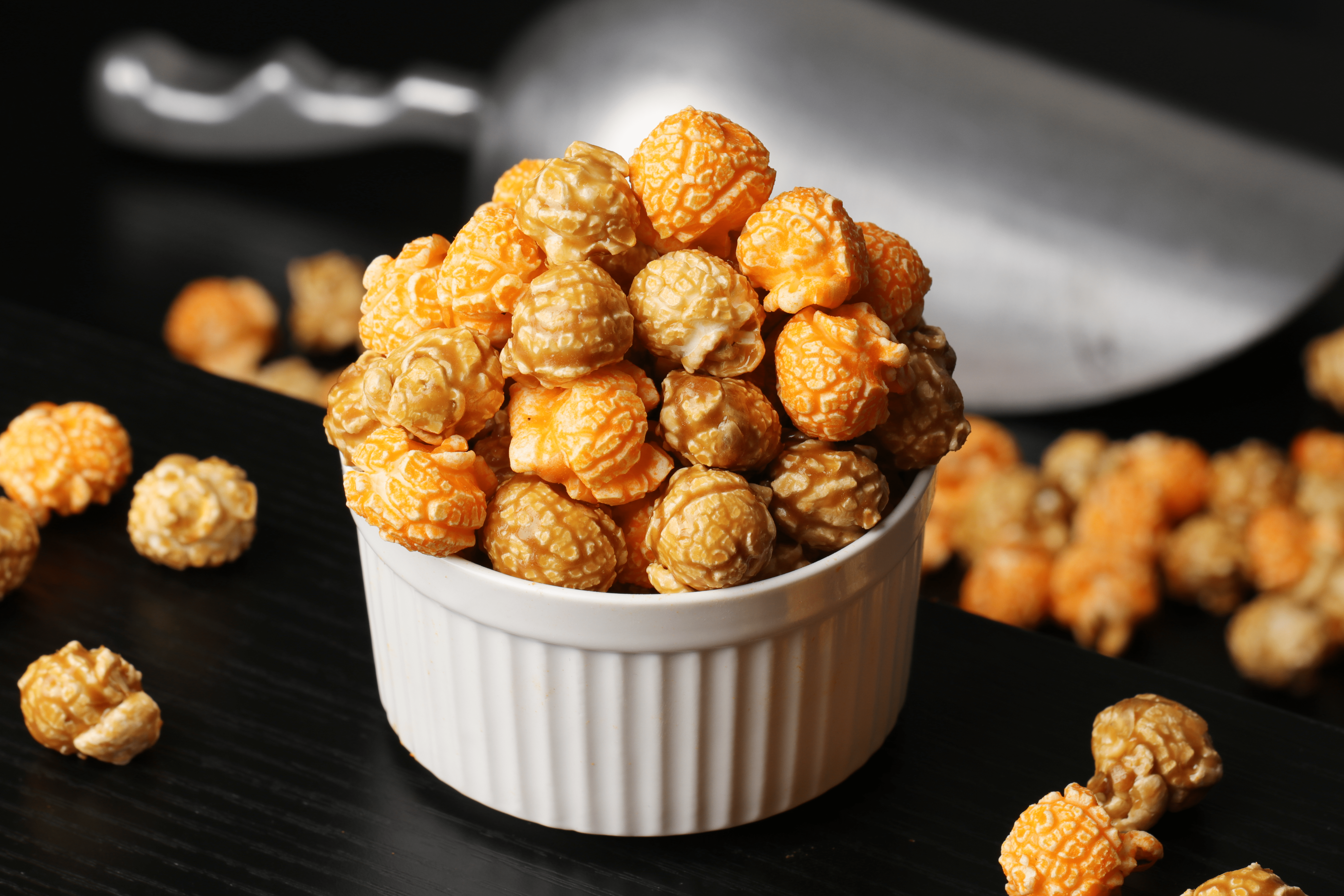 Classic Caramel and Cheddar Popcorn Mix