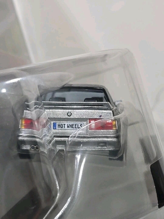 Hot Wheels Premium 1:43